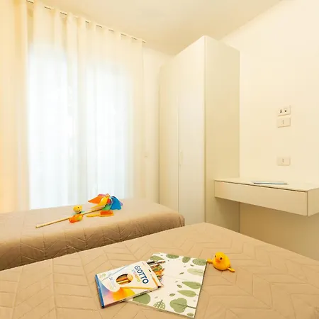 شقة Sun Village Con Piscina - Piazza Aurora - Adria - Family ليدو دي يسولو